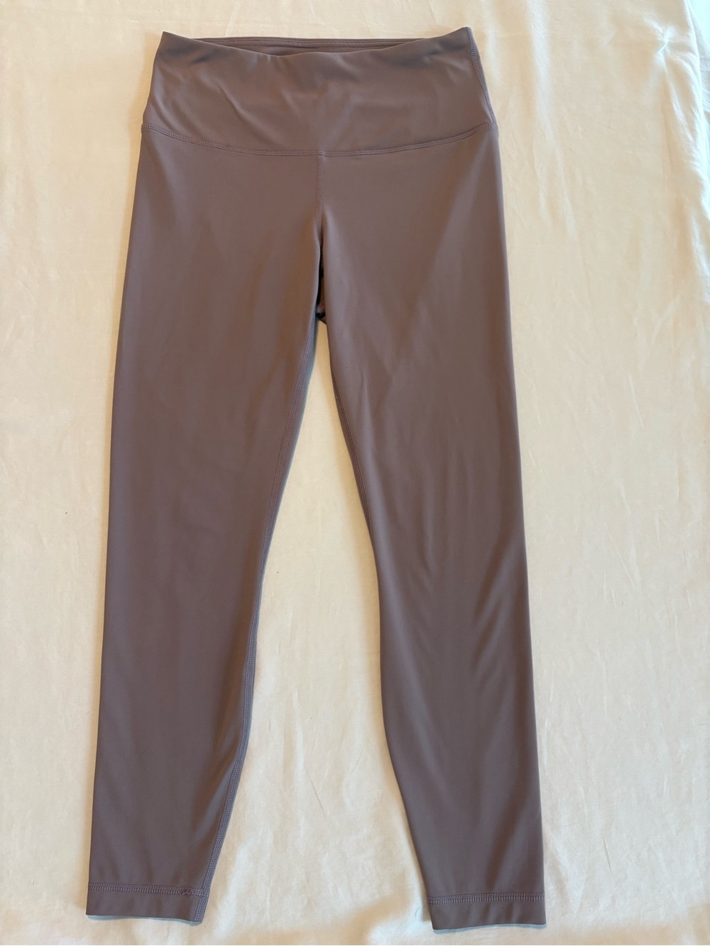 Yogalicious Lux lavender leggings Women’s M